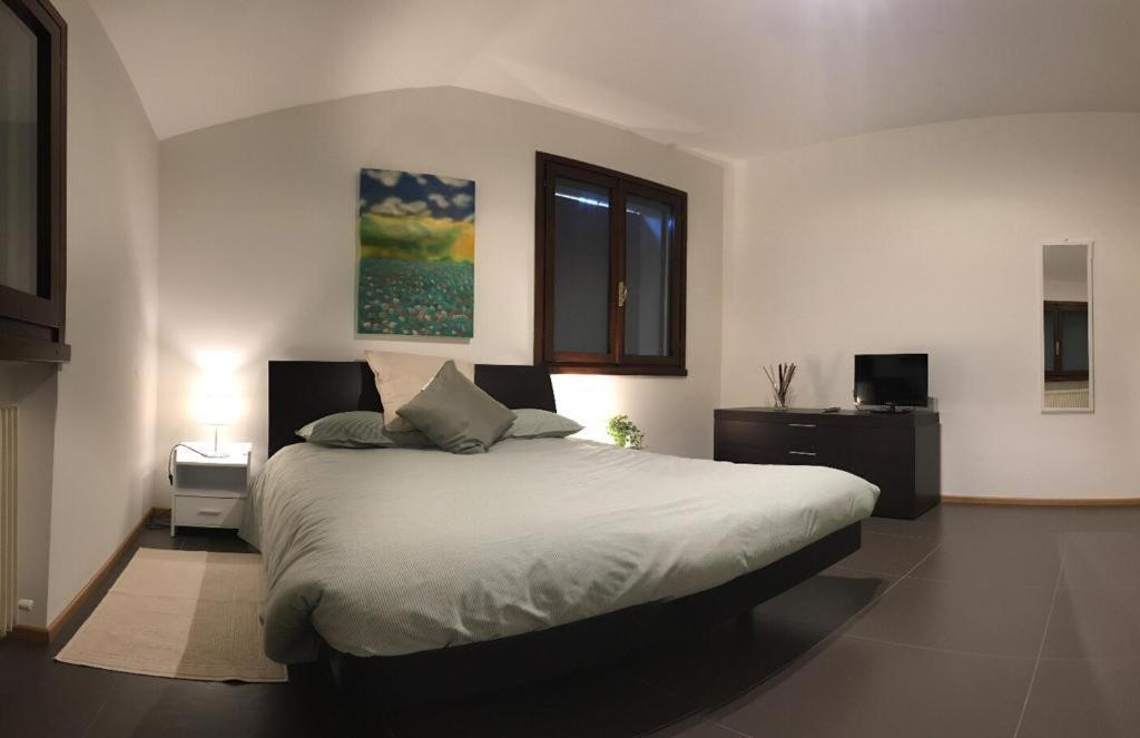 Nifty Intera Villa Con Piscina Relax, Idromassaggio E Sauna Muscletto Экстерьер фото