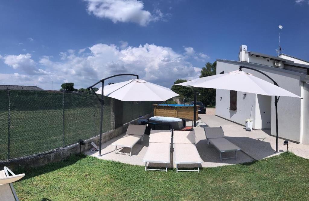 Nifty Intera Villa Con Piscina Relax, Idromassaggio E Sauna Muscletto Экстерьер фото