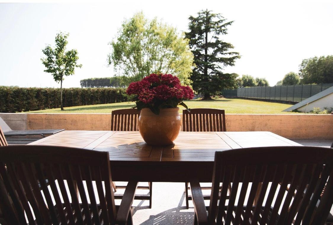 Nifty Intera Villa Con Piscina Relax, Idromassaggio E Sauna Muscletto Экстерьер фото